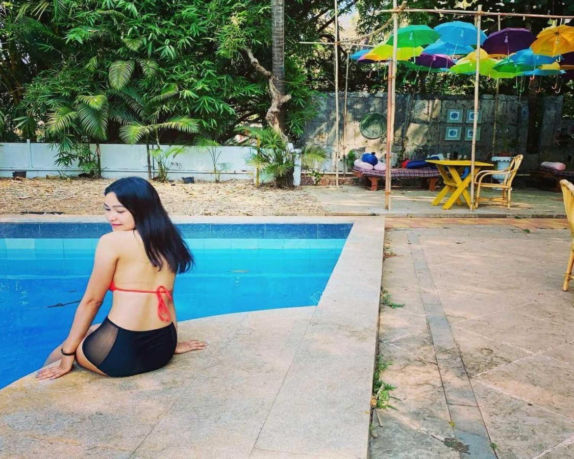 Piggy Calangute By Urban Nomads - Dorms & Pvt Rooms GOA エクステリア 写真