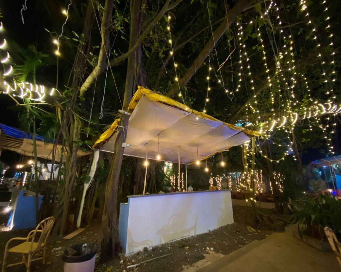 Piggy Calangute By Urban Nomads - Dorms & Pvt Rooms GOA エクステリア 写真